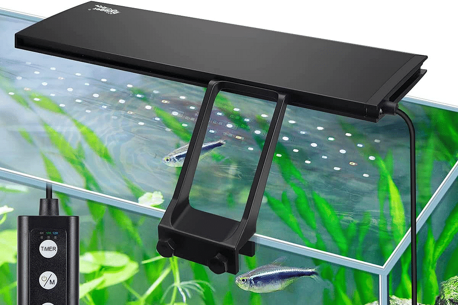 Adjustable LED aquarium light