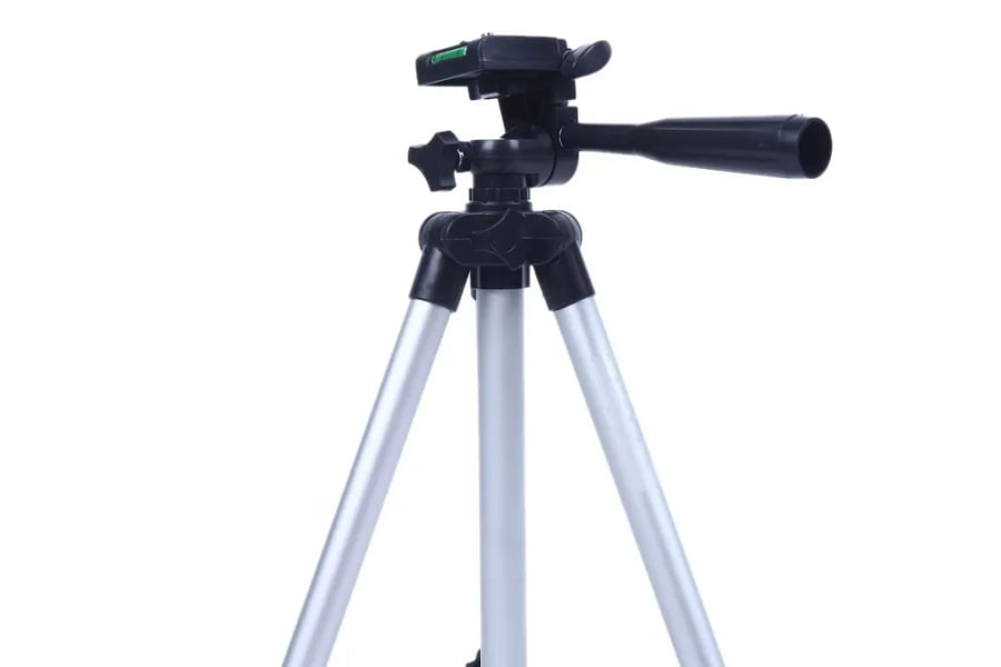 Tripod for DSLR camera